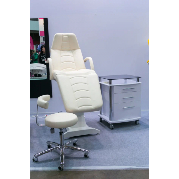 Косметологическое кресло &ldquo;Ондеви-4&rdquo;, 4 электропривода, беспроводной пульт управления